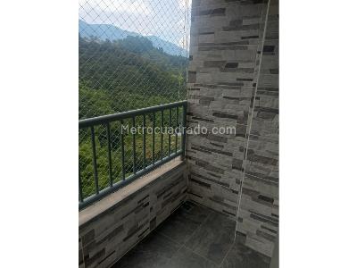 Apartamento de 3 alcobas en venta en San Jose, Sabaneta, 55 m² · foto 2 de 16
