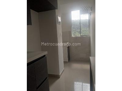Apartamento de 3 alcobas en venta en San Jose, Sabaneta, 55 m² · foto 7 de 16