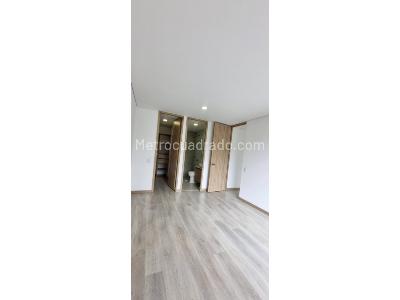 Apartamento de 2 alcobas en venta en Loma De San Jose, Sabaneta, 74 m² · foto 10 de 20