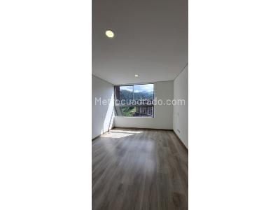 Apartamento de 2 alcobas en venta en Loma De San Jose, Sabaneta, 74 m² · foto 13 de 20