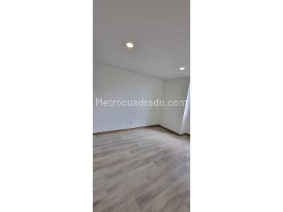Apartamento de 2 alcobas en venta en Loma De San Jose, Sabaneta, 74 m² · foto 16 de 20