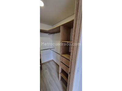 Apartamento de 2 alcobas en venta en Loma De San Jose, Sabaneta, 74 m² · foto 19 de 20