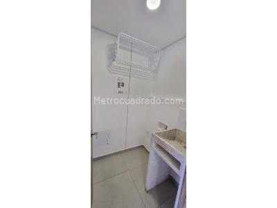 Apartamento de 2 alcobas en venta en Loma De San Jose, Sabaneta, 74 m² · foto 20 de 20