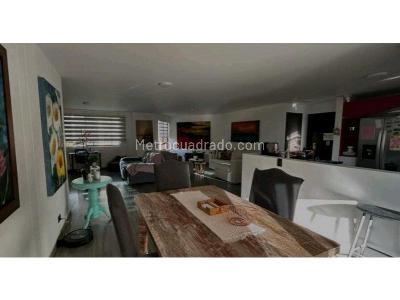 Apartamento en venta en Castropol, Medellín · foto 2 de 18