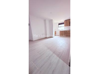 Apartaestudio en venta en Calle Larga, Sabaneta, 44 m² · foto 2 de 18