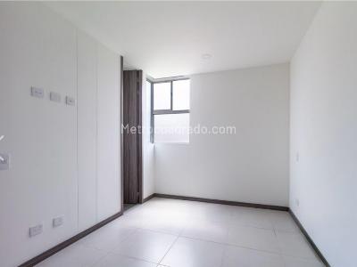Apartamento de 3 alcobas en venta en Asdesillas, Sabaneta, 73 m² · foto 13 de 19