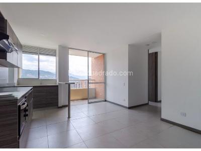 Apartamento de 3 alcobas en venta en Asdesillas, Sabaneta, 73 m² · foto 2 de 19