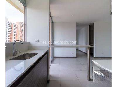 Apartamento de 3 alcobas en venta en Asdesillas, Sabaneta, 73 m² · foto 4 de 19