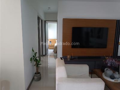 Apartamento de 3 alcobas en venta en Asdesillas, Sabaneta, 74 m² · foto 3 de 10