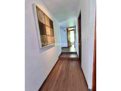 Casa de 5 alcobas en venta en El Escobero, Envigado, 390 m² · foto 12 de 19