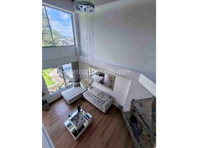 Casa de 5 alcobas en venta en El Escobero, Envigado, 390 m² · foto 17 de 19
