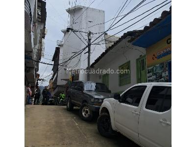 Casa de 5 alcobas en venta en Metropolitano, Medellín, 126 m² · foto 2 de 16