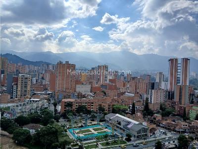 Apartamento de 3 alcobas en venta en Los Alcazares, Sabaneta, 61 m² · foto 2 de 20
