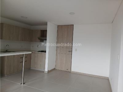 Apartamento de 3 alcobas en venta en Los Alcazares, Sabaneta, 61 m² · foto 4 de 20