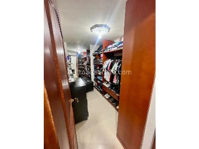 Apartamento de 3 alcobas en venta en Niquia, Bello, 74 m² · foto 5 de 5
