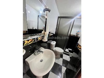 Apartamento de 3 alcobas en venta en Niquia, Bello, 74 m² · foto 2 de 5