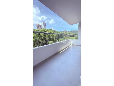 Apartamento de 2 alcobas en venta en Loma De San Jose, Sabaneta, 87 m² · foto 12 de 16