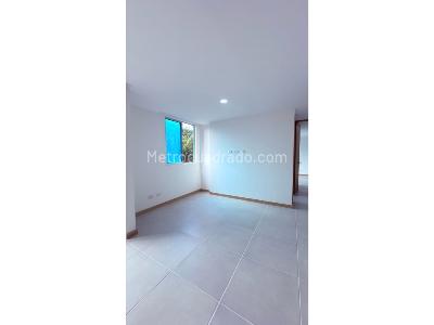 Apartamento de 2 alcobas en venta en Loma De San Jose, Sabaneta, 87 m² · foto 13 de 16