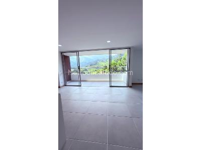 Apartamento de 2 alcobas en venta en Loma De San Jose, Sabaneta, 87 m² · foto 2 de 16