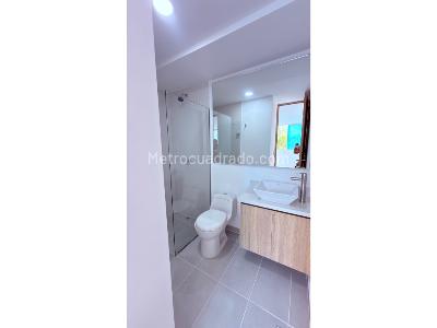 Apartamento de 2 alcobas en venta en Loma De San Jose, Sabaneta, 87 m² · foto 4 de 16