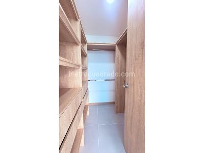 Apartamento de 2 alcobas en venta en Loma De San Jose, Sabaneta, 87 m² · foto 8 de 16