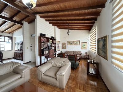Apartamento de 3 alcobas en venta en Conquistadores, Medellín, 150 m² · foto 5 de 15