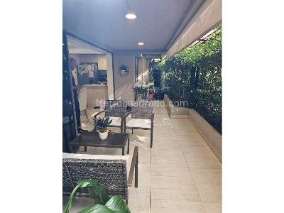 Apartamento de 3 alcobas en venta en Loma De Los Bernal, Medellín, 114 m² · foto 11 de 16