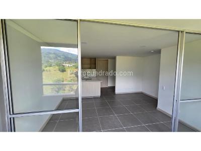 Apartamento de 3 alcobas en venta en La Doctora, Sabaneta, 70 m² · foto 3 de 13