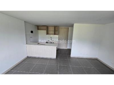 Apartamento de 3 alcobas en venta en La Doctora, Sabaneta, 70 m² · foto 4 de 13