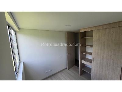 Apartamento de 3 alcobas en venta en La Doctora, Sabaneta, 70 m² · foto 7 de 13