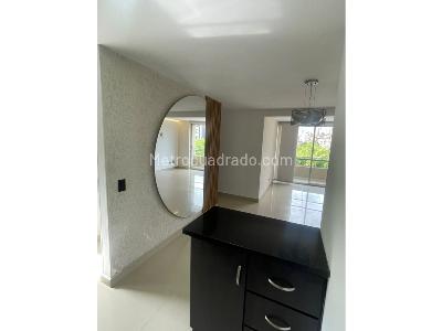 Apartamento en venta en Loma De Los Bernal, Medellín · foto 10 de 20
