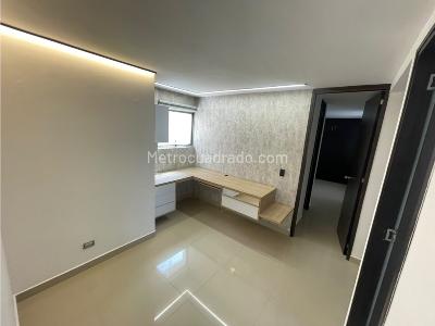 Apartamento en venta en Loma De Los Bernal, Medellín · foto 11 de 20