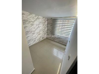 Apartamento en venta en Loma De Los Bernal, Medellín · foto 15 de 20
