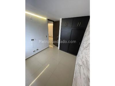 Apartamento en venta en Loma De Los Bernal, Medellín · foto 16 de 20