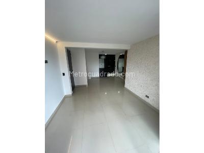Apartamento en venta en Loma De Los Bernal, Medellín · foto 3 de 20