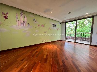 Casa de 4 alcobas en venta en El Poblado, Medellín, 602 m² · foto 18 de 20
