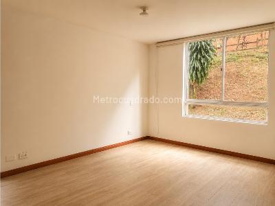 Apartamento de 2 alcobas en venta en El Poblado, Medellín, 93 m² · foto 8 de 15