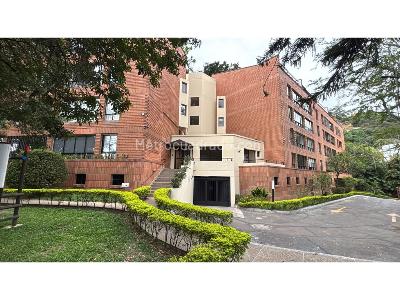 Apartamento de 2 alcobas en venta en El Poblado, Medellín, 118 m² · foto 17 de 17