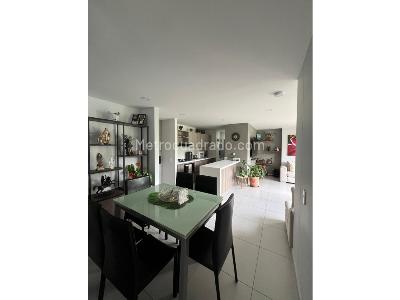 Apartamento de 3 alcobas en venta en San Diego, Medellín, 76 m² · foto 2 de 19