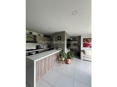 Apartamento de 3 alcobas en venta en San Diego, Medellín, 76 m² · foto 3 de 19