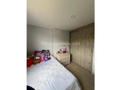 Apartamento de 3 alcobas en venta en San Diego, Medellín, 76 m² · foto 10 de 19