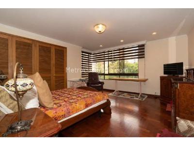 Apartamento en venta en El Poblado, Medellín · foto 12 de 19