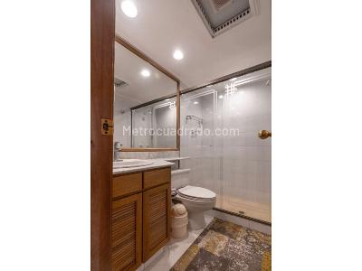 Apartamento en venta en El Poblado, Medellín · foto 18 de 19
