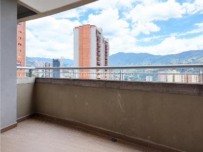 Apartamento en venta en Suramerica, Itagüí · foto 2 de 20