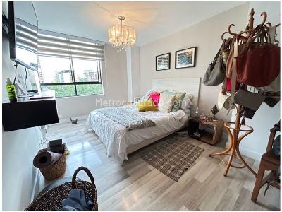 Apartamento de 2 alcobas en venta en El Poblado, Medellín, 90 m² · foto 7 de 20