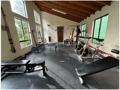 Apartamento de 2 alcobas en venta en El Poblado, Medellín, 90 m² · foto 11 de 20