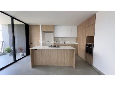 Apartamento de 3 alcobas en venta en El Poblado, Medellín, 192 m² · foto 6 de 20