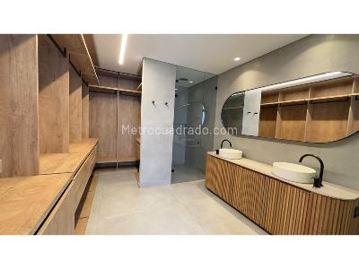 Apartamento de 2 alcobas en venta en El Campestre, Medellín, 202 m² · foto 10 de 17