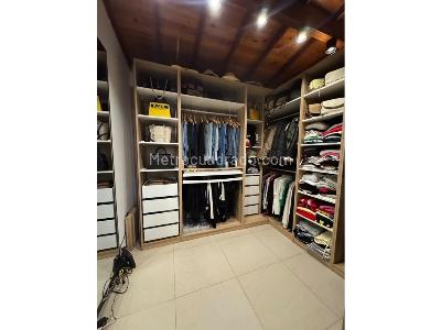 Casa de 3 alcobas en venta en La Doctora, Sabaneta, 168 m² · foto 8 de 20