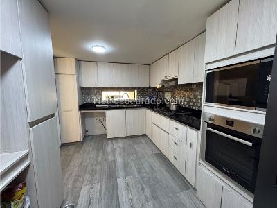 Casa de 3 alcobas en venta en La Doctora, Sabaneta, 168 m² · foto 11 de 20